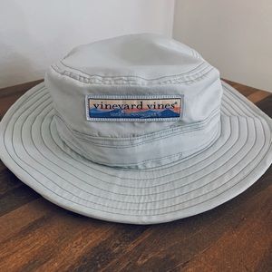 ☆vineyard vine lacrosse bucket hat!!